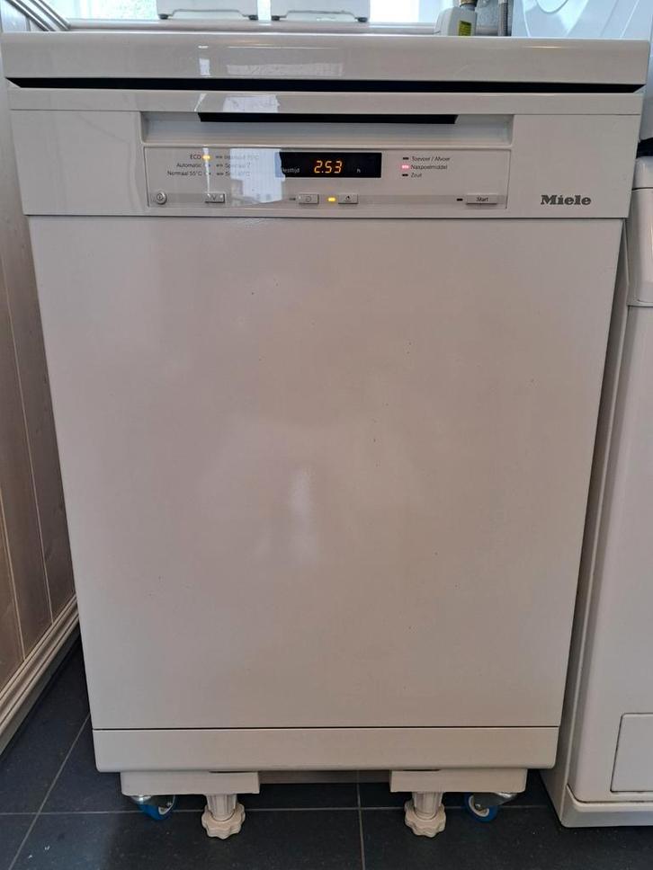 Miele vrijstaande vaatwasser G 6100 SCBW, Witgoed en Apparatuur, Vaatwasmachines, Gebruikt, Vrijstaand, Minder dan 85 cm, 45 tot 60 cm