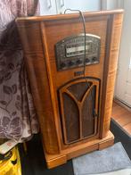 Mooie werkende antieke radio, Ophalen