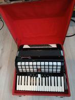 Accordeon 96 Bas, Muziek en Instrumenten, Gebruikt, Toetsaccordeon, 96-bas, Met riemen
