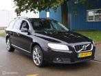 Volvo V70 Aut6 5-CYL Leer Xenon Navi Stoelverwarm Apk 10.26, Euro 5, Gebruikt, Zwart, 179 €/maand
