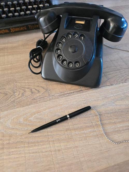 Prachtige echte antieke PTT telefoon (+ pen) By HEEMAF 1956, Telecommunicatie, Vaste telefoons | Niet Draadloos, Zo goed als nieuw