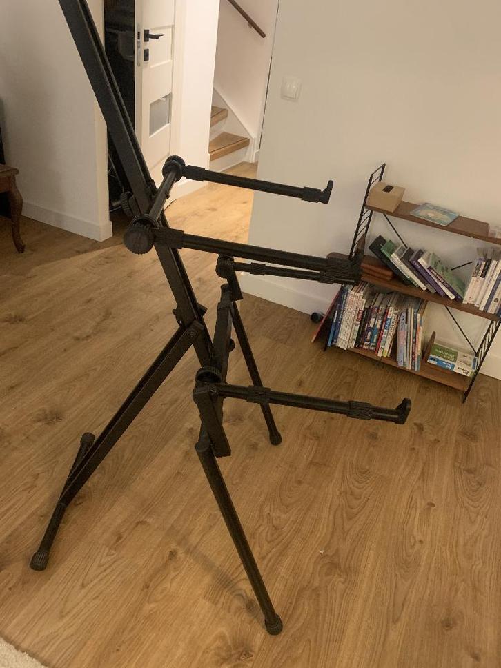 Quik Lok System, Muziek en Instrumenten, Standaards, Zo goed als nieuw, Keyboard of Synthesizer, Ophalen