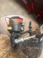 Antieke vis hengel molen , merk albatros, Watersport en Boten, Ophalen of Verzenden, Gebruikt, Molen