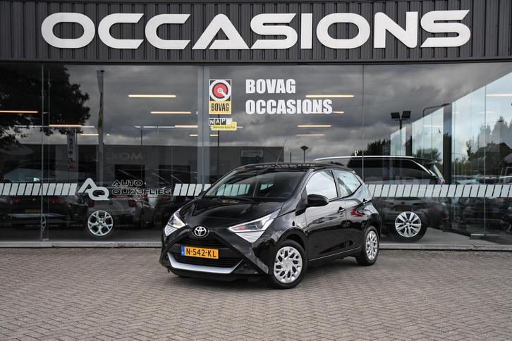 Toyota Aygo 1.0 VVT-i x-play APPLE CARPLAY/ HILL HOLD/ LED, Auto's, Toyota, Bedrijf, Te koop, Aygo, ABS, Achteruitrijcamera, Airbags