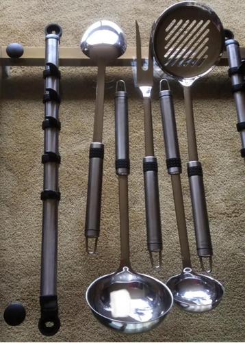 Brabantia keukengerei set + ophangrek  beschikbaar voor biedingen