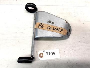 RG50 1977 - 1982 Suzuki Beugel Beugel koplamp D1-55250 beschikbaar voor biedingen