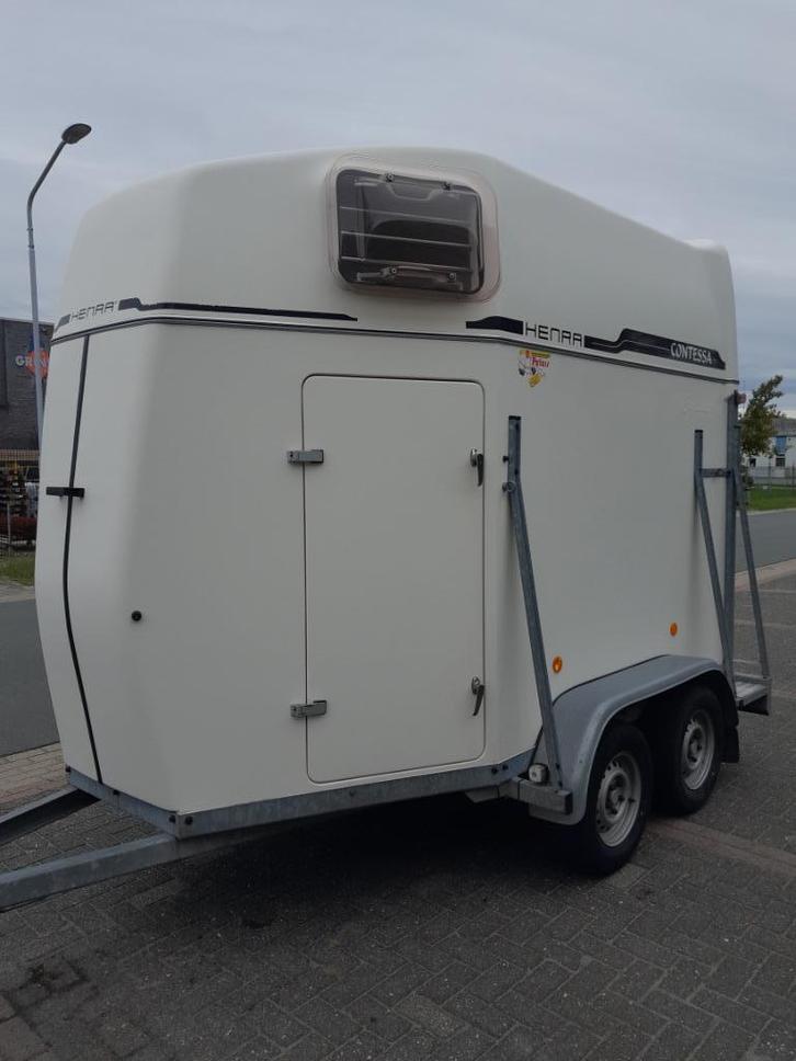2paards trailer henra contessa, Dieren en Toebehoren, Paarden en Pony's | Trailers en Aanhangwagens, Gebruikt, 2-paards trailer