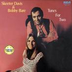 BOBBY BARE & SKEETER DAVIS LP: TUNES FOR TWO, Ophalen of Verzenden, Gebruikt