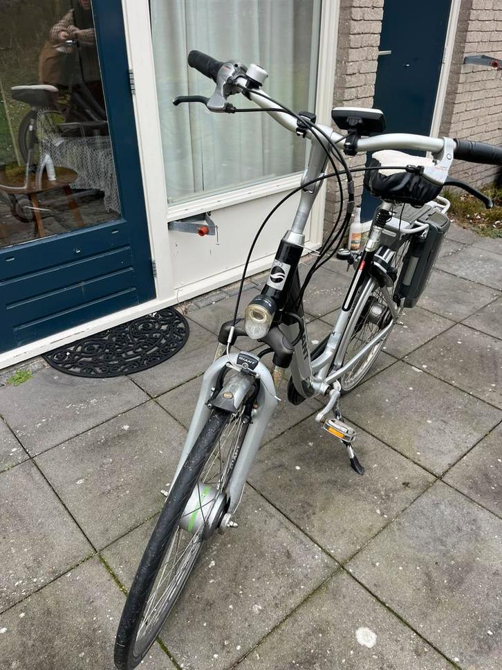 Giant twist double opknapper, motor probleem LED 4 knippert, Fietsen en Brommers, Elektrische fietsen, Gebruikt, Giant, 55 tot 59 cm