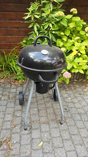 Wegens wegblijven goed weer te koop kogel-Bbq  beschikbaar voor biedingen