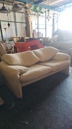 Cassina maralunga, Ophalen, Gebruikt, Stof