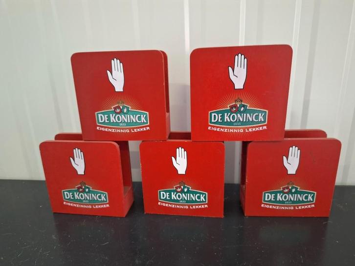 Koninck biervilt houders ( topstaat), Huis en Inrichting, Barkrukken, Zo goed als nieuw, 60 tot 90 cm, Hout, 1 kruk, Ophalen of Verzenden