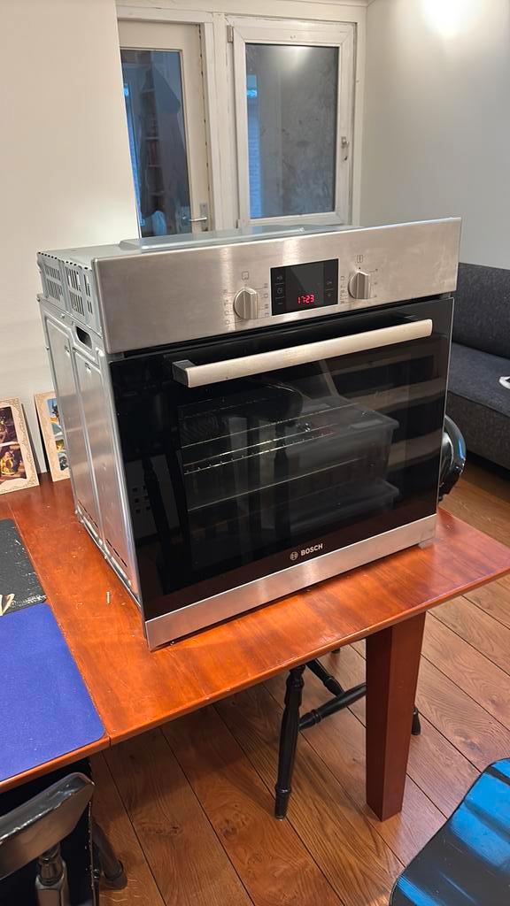Bosh Oven - In goede staat!, Witgoed en Apparatuur, Ovens, Gebruikt, Inbouw, Oven, 45 tot 60 cm, 45 tot 60 cm, Hete lucht, Ophalen