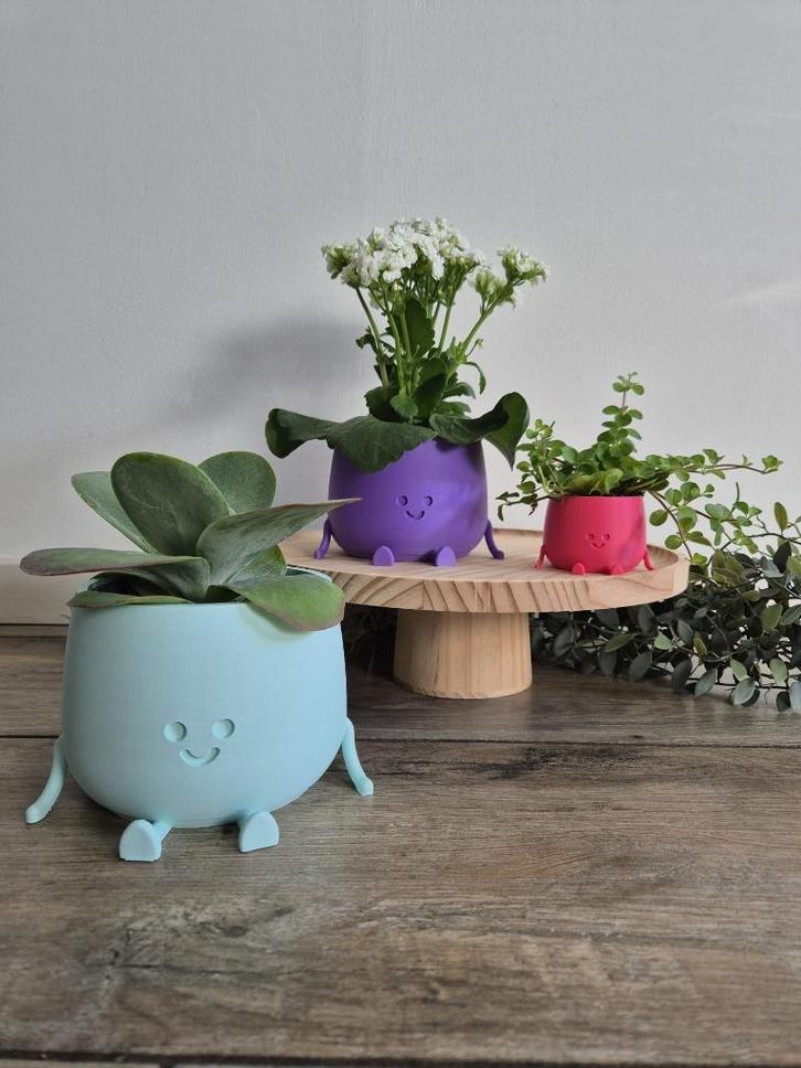 Vrolijke bloempotjes, alle maten en kleuren, Tuin en Terras, Bloempotten, Nieuw, Kunststof, Binnen, Balkon, Tuin, Minder dan 40 cm