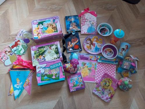Disney princessen set puzzels verjaardag etc, Verzamelen, Disney, Nieuw, Assepoester of Belle, Ophalen of Verzenden