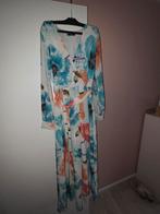 Mooie lange jurk met bloemen design maat 38, Kleding | Dames, Jumpsuits, Ophalen of Verzenden, Zo goed als nieuw, Maat 38/40 (M)