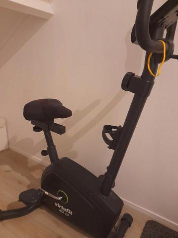 Hometrainer - Weinig gebruikt - Zwart beschikbaar voor biedingen