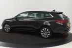 Renault Mégane 1.6 E-Tech Plug-In Hybrid Business Edition O, 77 km/l, Gebruikt, 4 cilinders, Lichtsensor