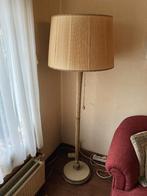Vintage staande schemerlamp jaren 50, Huis en Inrichting, Lampen | Vloerlampen, Ophalen, Hout, Gebruikt, 50's
