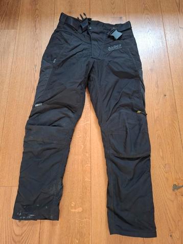 Damen motorbroek beschikbaar voor biedingen