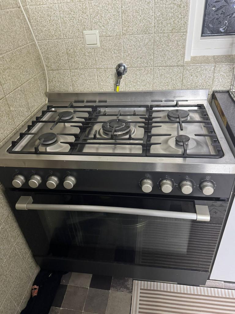 BEKO gasfornuis (beschrijving), Witgoed en Apparatuur, Ophalen, 60 cm of meer, Zo goed als nieuw, Gas
