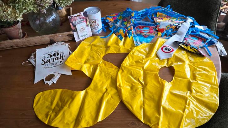 50 jaar versiering - Abraham/Sarah, Hobby en Vrije tijd, Feestartikelen, Versiering, Abraham of Sarah, Ophalen of Verzenden