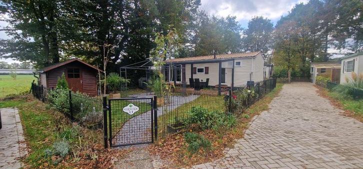 Sfeervol chalet te koop Camping De Spaendershorst, Caravans en Kamperen, Stacaravans, tot en met 4, Ophalen