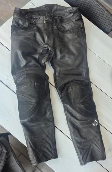 LEDEREN STREETFIGHTER MOTORBROEK  beschikbaar voor biedingen