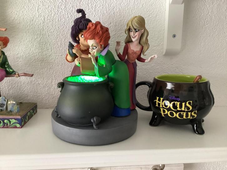 Disney hokus pokus beeld met licht en geluid en doos, Verzamelen, Disney, Zo goed als nieuw, Ophalen of Verzenden