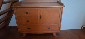 Retro Baby Commode/Kastje beschikbaar voor biedingen