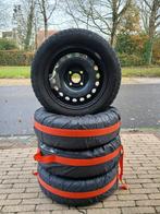 Set Continental winterbanden 175/65 R14 met sneeuwkettingen, Auto-onderdelen, Banden en Velgen, Ophalen, 14 inch, Gebruikt, 175 mm