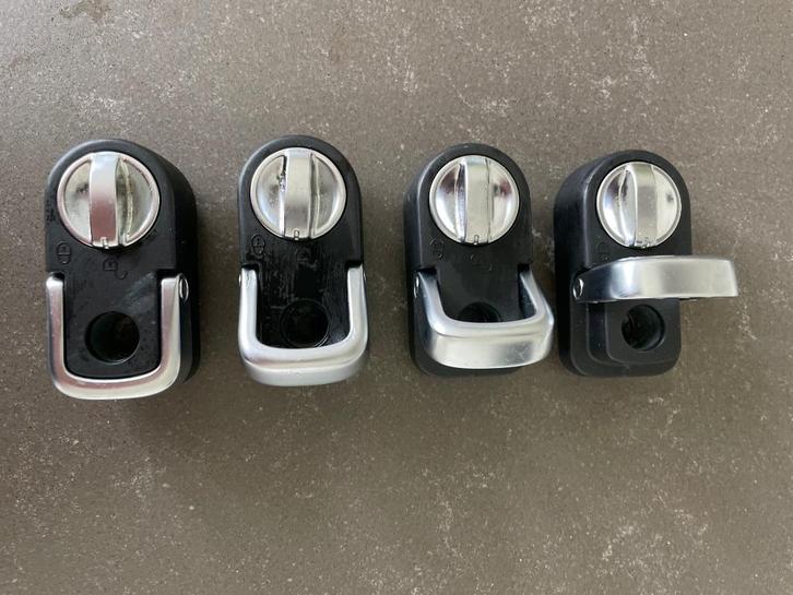 Jaguar XF 2013 Z430 bevestigingsogen achterbak, Auto-onderdelen, Interieur en Bekleding, Jaguar, Gebruikt, Ophalen of Verzenden