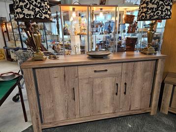 Luxe Meubelset in Nieuwstaat - Dreswaar, TV Kast, Tafel, Sto beschikbaar voor biedingen