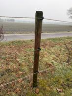 Grote partij weidepalen 200 cm bij 9-10 cm dik, Weidegang