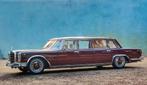 Kengfai Mercedes-Benz 600 Pullman bordeaux rood 1/18, Hobby en Vrije tijd, Modelauto's | 1:18, Ophalen of Verzenden, Zo goed als nieuw