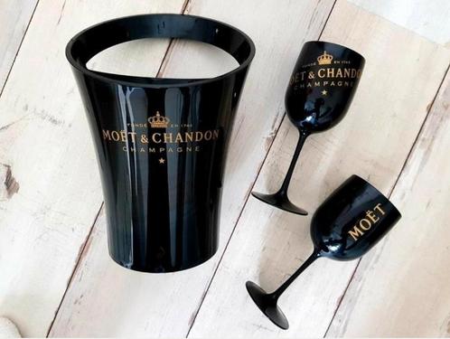 Zwarte champagne glazen  MOËT & CHANDON NU 2 voor 13,95 ‼️, Verzamelen, Glas en Borrelglaasjes, Nieuw, Overige typen, Ophalen of Verzenden