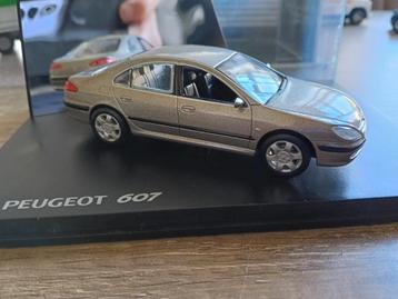 Peugeot 607 schaal 1:43 beschikbaar voor biedingen