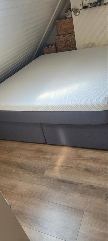 Free Emma bed 160x200 cm