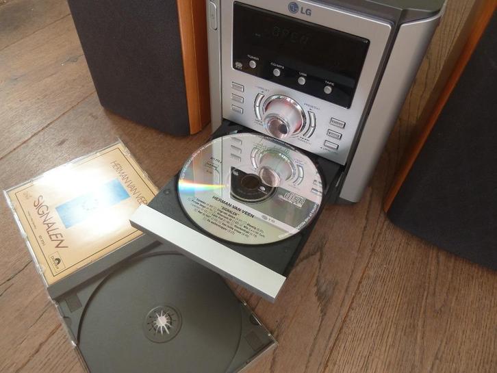 HiFi Systeem (Radio/CD/USB/MP3) + JBL Luidsprekers, Audio, Tv en Foto, Stereo-sets, Zo goed als nieuw, Cd-speler, Tuner of Radio