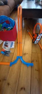 Hot Wheels racebaan met looping en banen, Kinderen en Baby's, Ophalen of Verzenden, Hot Wheels, Handmatig, Met looping
