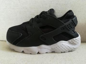 NIKE Huarache sneakers zwart maat 22 - nieuw - beschikbaar voor biedingen