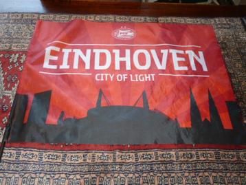 Mooie PSV EINDHOVEN vlag in goede staat beschikbaar voor biedingen