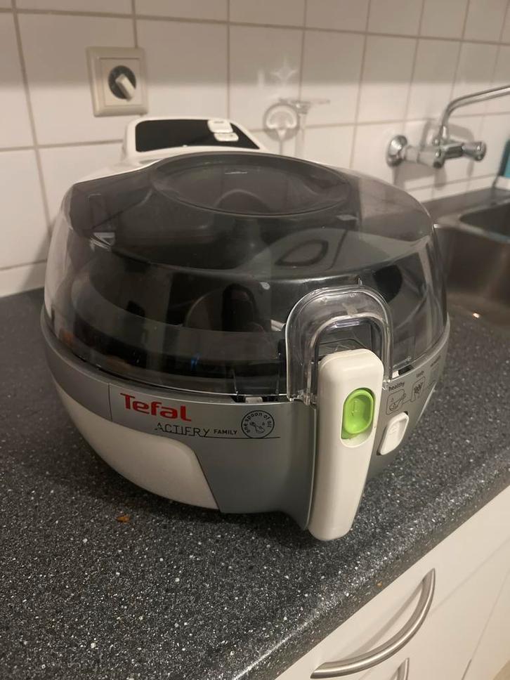Tefal Actifry Family - Gezond frituren!, Witgoed en Apparatuur, Frituurpannen, Zo goed als nieuw, 1 tot 2 liter, Uitneembare binnenpan