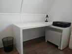 Wit Buro malm ikea met toebehoren, Huis en Inrichting, Bureaus, Ophalen, Nieuw