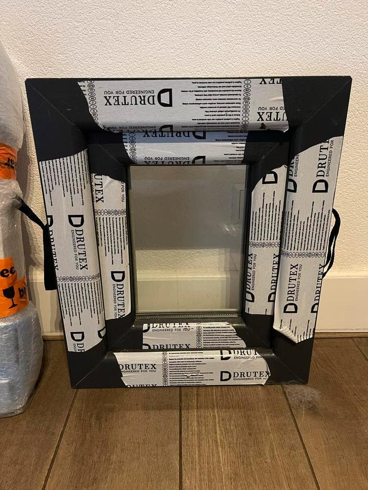 2 Kunststof WC Raam Kozijnen Antraciet/Wit - Nieuw, Doe-het-zelf en Verbouw, Kozijnen en Schuifpuien, Nieuw, Overige typen, Kunststof