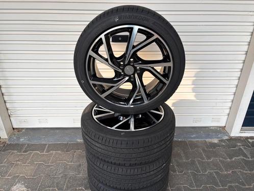 Nieuwe zomerset 17 inch Polo, Ibiza, A1 en Fabia, Auto-onderdelen, Banden en Velgen, Banden en Velgen, Zomerbanden, 17 inch, 215 mm