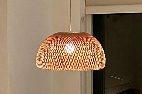 IKEA rieten/bamboe lampenkap, Huis en Inrichting, Lampen | Hanglampen, Gebruikt, Minder dan 50 cm, Ophalen