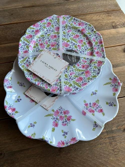 LAURA ASHLEY NIEUW 8 x melamine borden ontbijt en diner, Caravans en Kamperen, Kampeeraccessoires, Nieuw, Ophalen of Verzenden