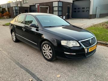 Volkswagen Passat 2.0 FSI Comfortline sedan 2005 beschikbaar voor biedingen