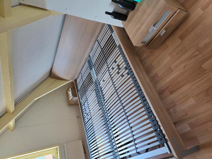 Tweepersoonsbed, lattenbodems, nachtkasjes. Opruimverkoop, Huis en Inrichting, Slaapkamer | Complete slaapkamers, Gebruikt, Tweepersoons